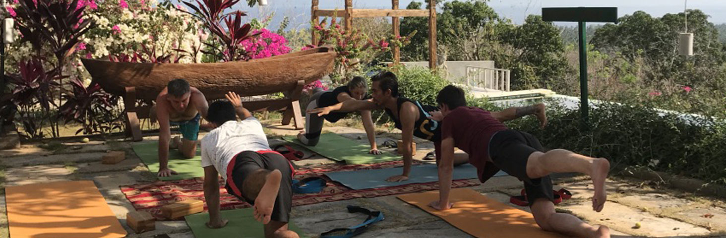 holiday Nusa Penida Bali diving yoga retreat relax